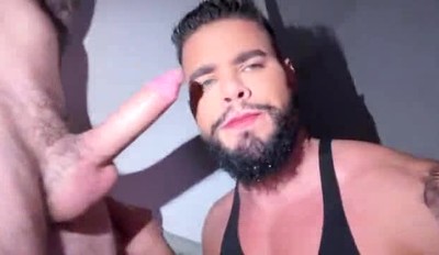 A foda começou nas escadas