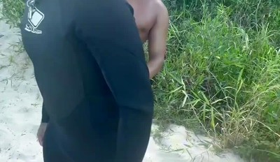 SURFER TAKES XXL DICK FROM TOURIST ON THE BEACH IN FLORIANÓPOLIS