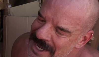 NASTYDADDY Daddy Derek Anthony Jerks Off And Smells Shoes