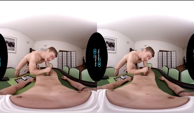 VirtualRealGay.com - Playful joker