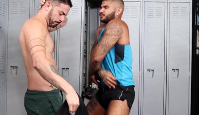 Latino Step FamilyCreep - Cousins Reunite With A Good Blowjob