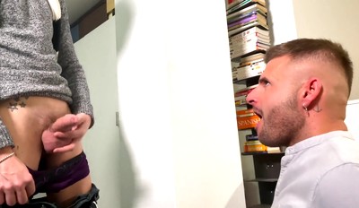 Trailer Bonny's big juicy cock fucks Jota's ass